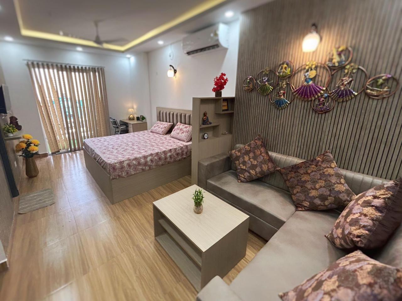 Villa in Noida: The sunlit hideaway